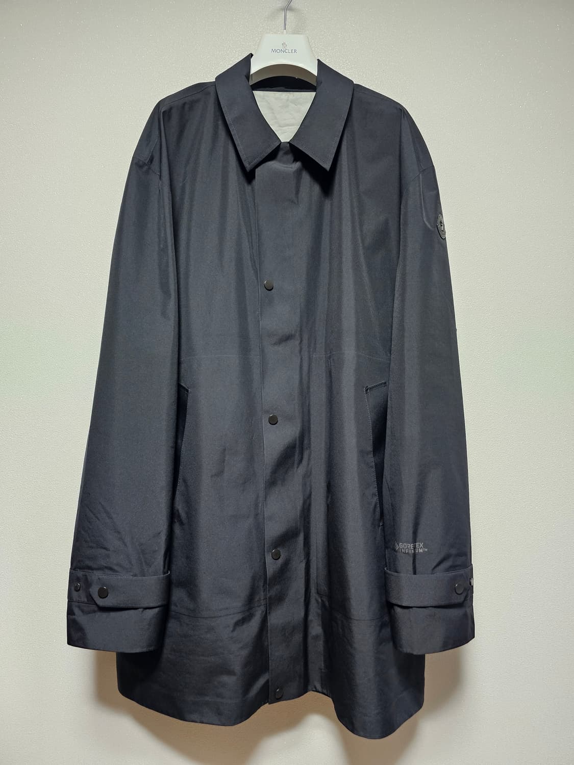 몽클레어 몽지오이아 고어텍스 코트 상품이미지1