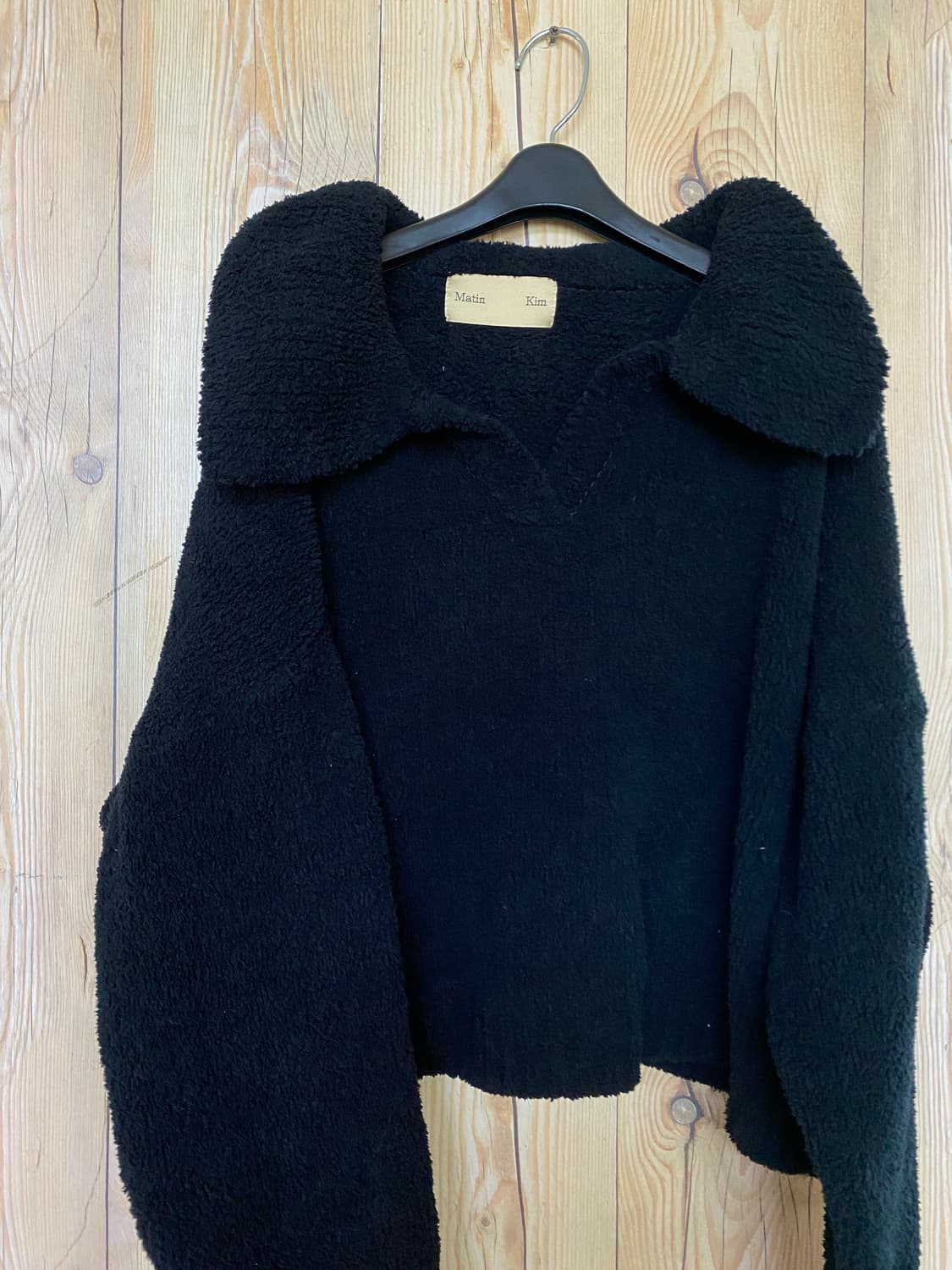 마땡킴 크롭 폴리스 니트 상품이미지1