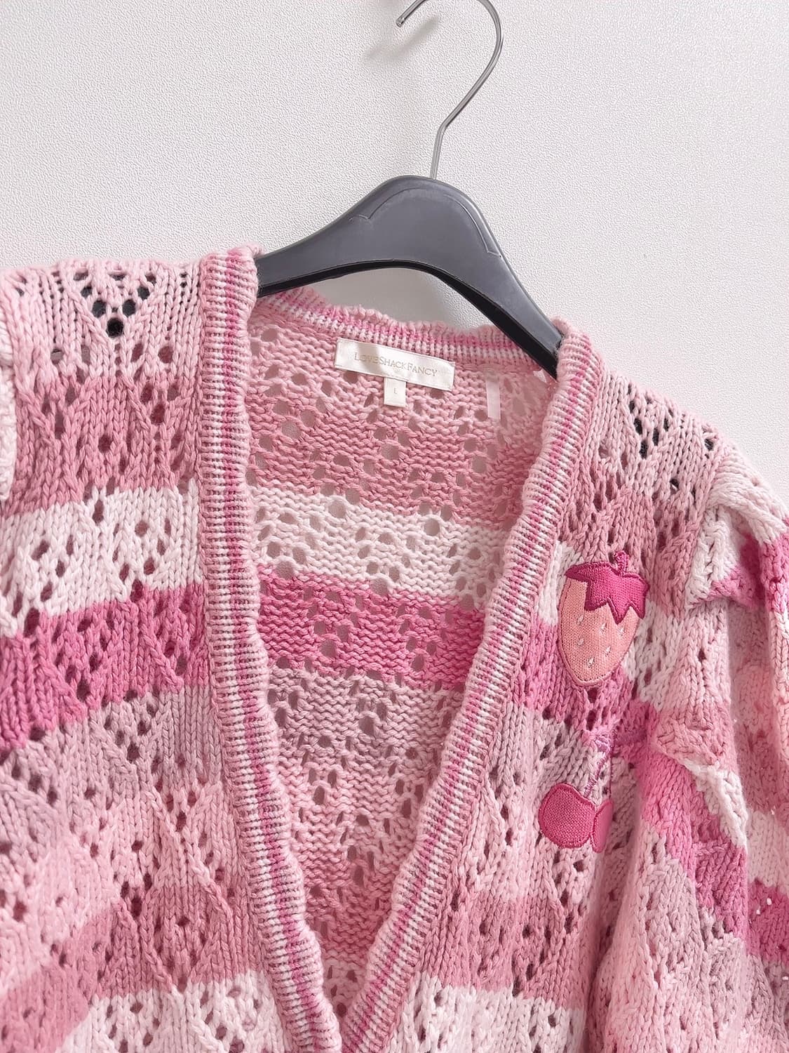 Love shack fancy 러브 쉑 팬시 펀칭 포인텔 니트 가디건 상품이미지4