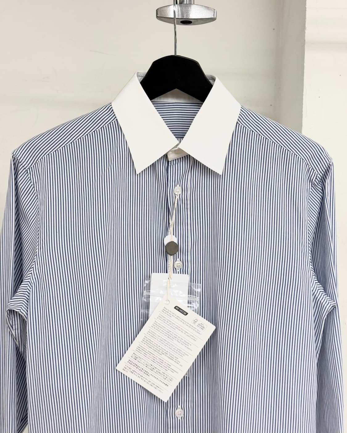 메종 마르지엘라 블루 스트립드 화이트칼라 셔츠 상품이미지2