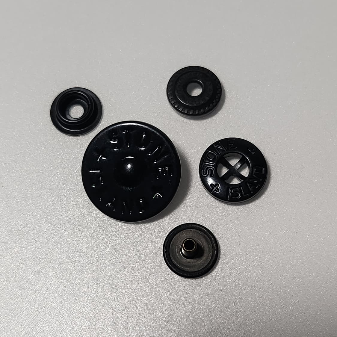 [새상품급]20FW 스톤아일랜드 크링클랩스 다운 패딩 XL 블랙 상품이미지7