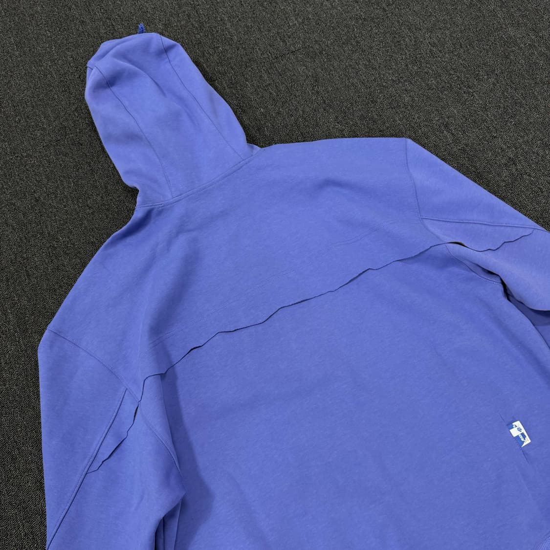 아더에러 디테일 퍼플 A2 후드티 상품이미지8