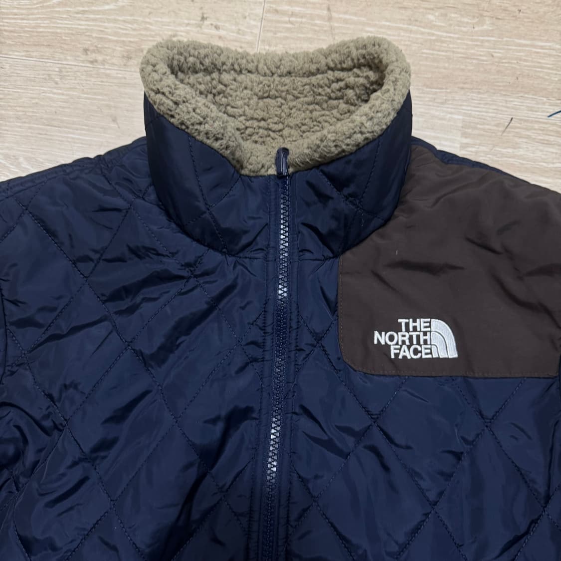 노스페이스 리버시블 양털 후리스 플리스 퀼팅 자켓 상품이미지2