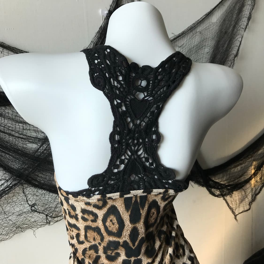 Leopard beads detailed sleeveless   상품이미지4