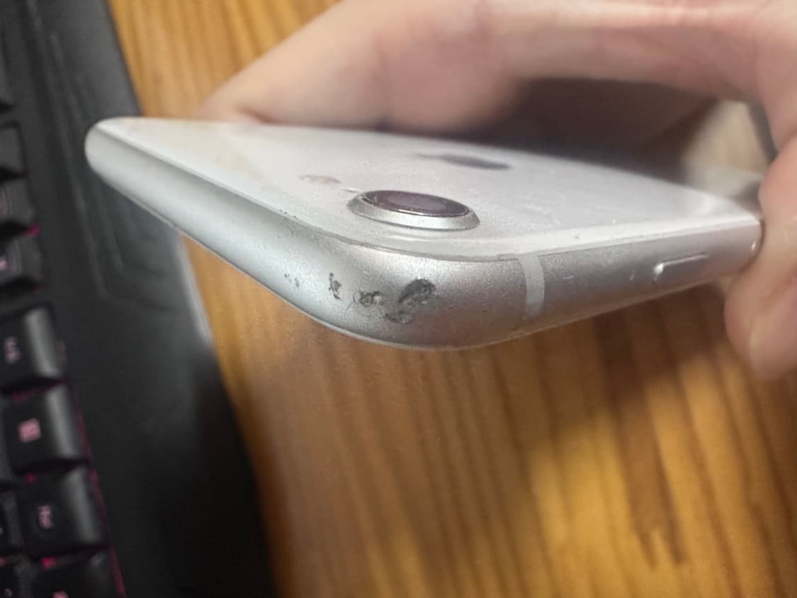 아이폰8 64기가 상품이미지3