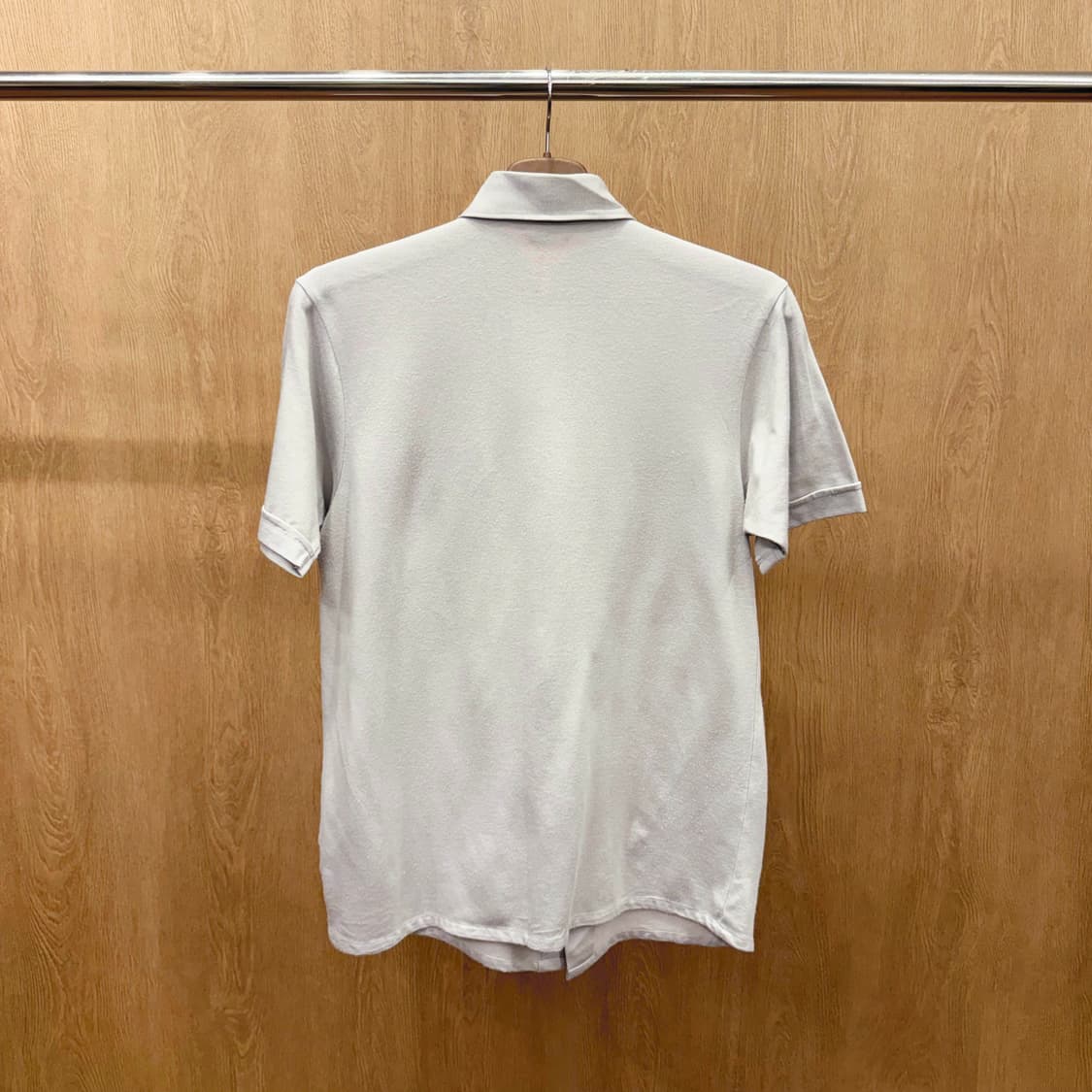 크리스찬 디올 무슈 반팔 카라 셔츠 투포켓 디테일 라이트 그레이 상품이미지3