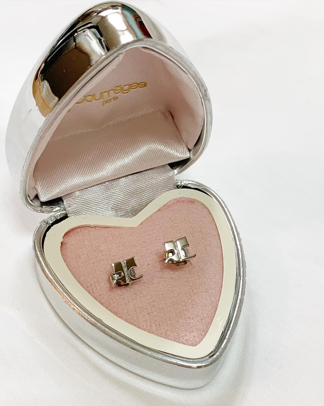 꾸레쥬 로고 귀걸이 상품이미지5