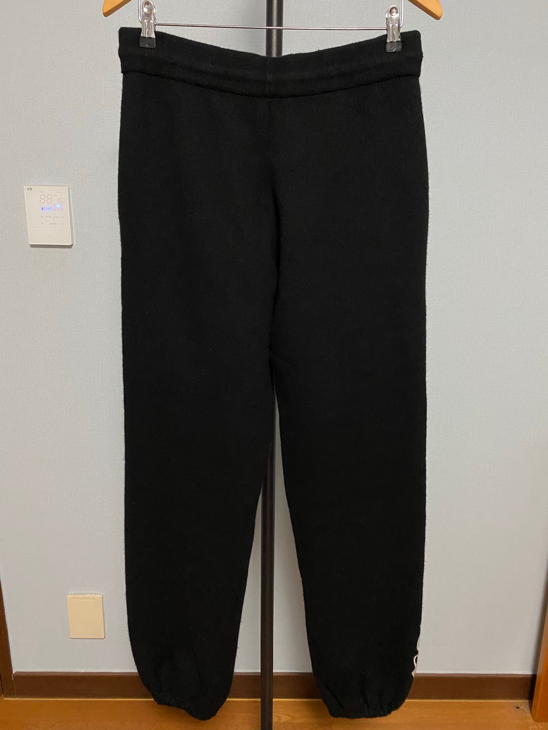 [L] 크롬하츠 니트 캐시미어 스크립트 팬츠 블랙 상품이미지2