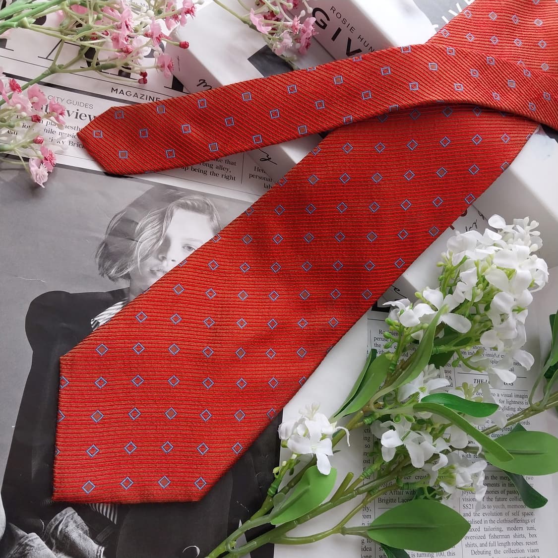 지방시 실크 오렌지 패턴 넥타이 10.1cm A등급 K2453
 상품이미지4