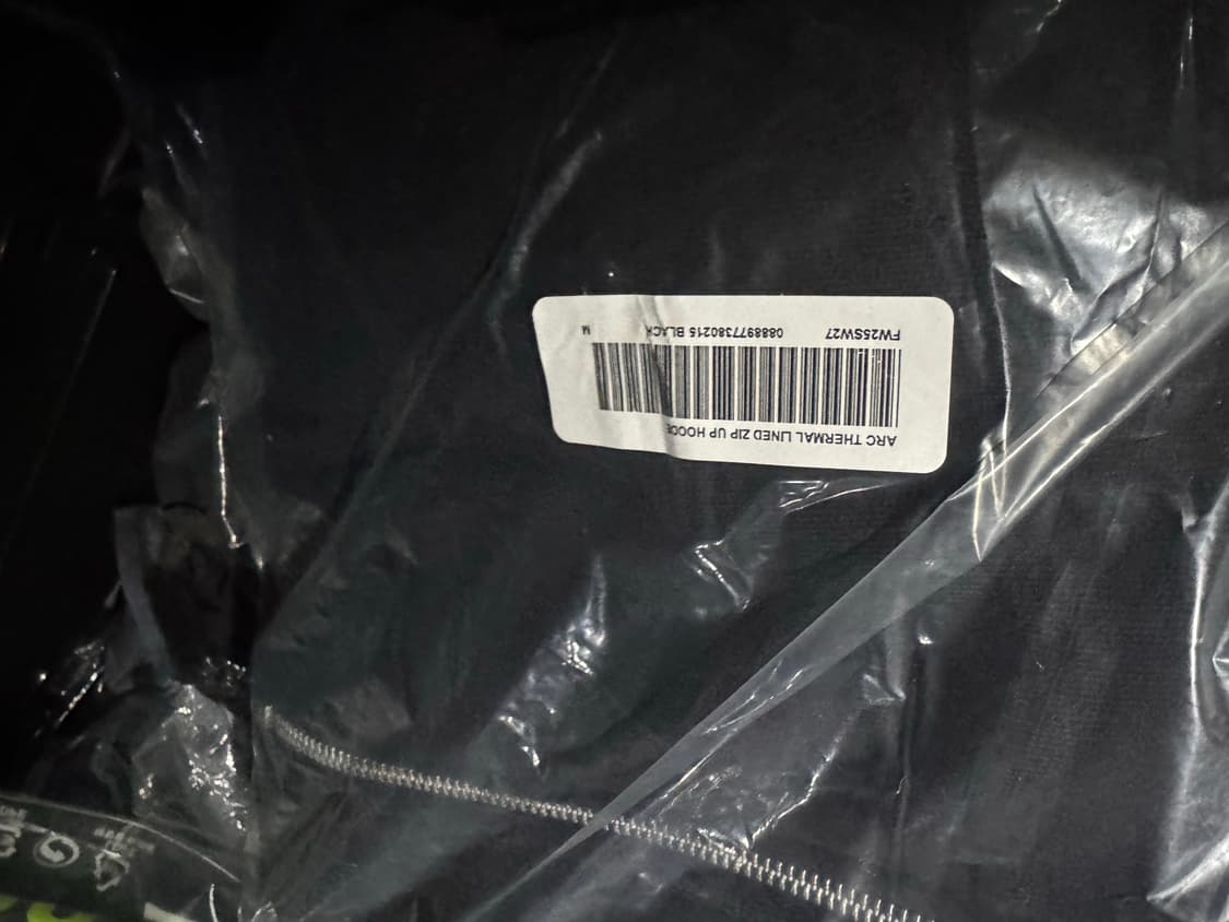 슈프림 아크 써멀 라인드 집업 후드 블랙 M 새상품 판매합니다. 상품이미지3