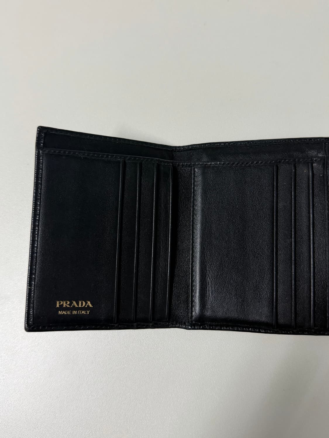 프라다 사피아노 중지갑 상품이미지5