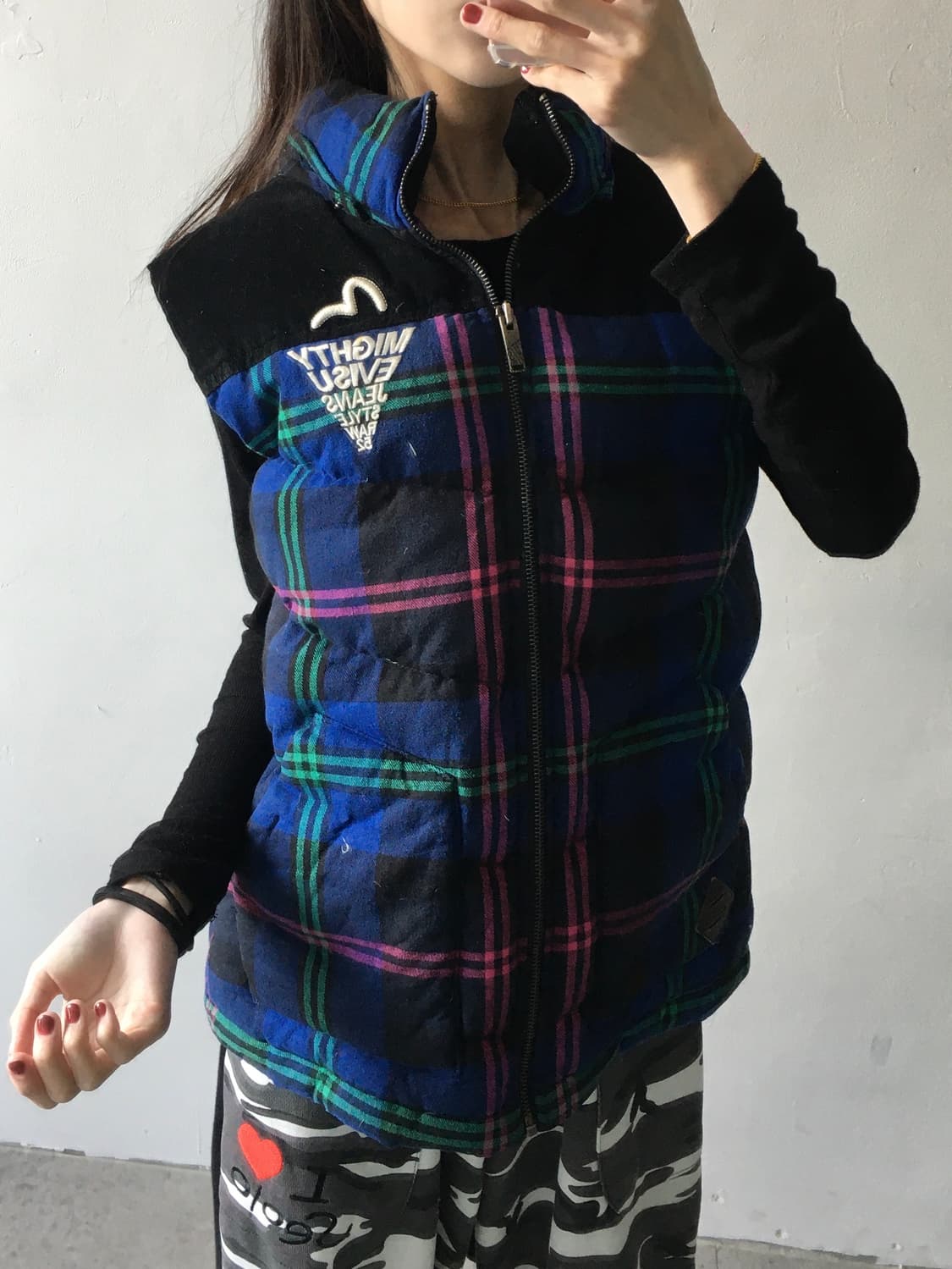 에비수 가슴로고 체크조끼 상품이미지1