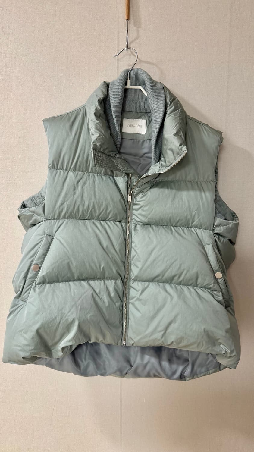 허앤쉬(Her&she) 니트 레이어 구스100 패딩 조끼 F 정가 32만 상품이미지5