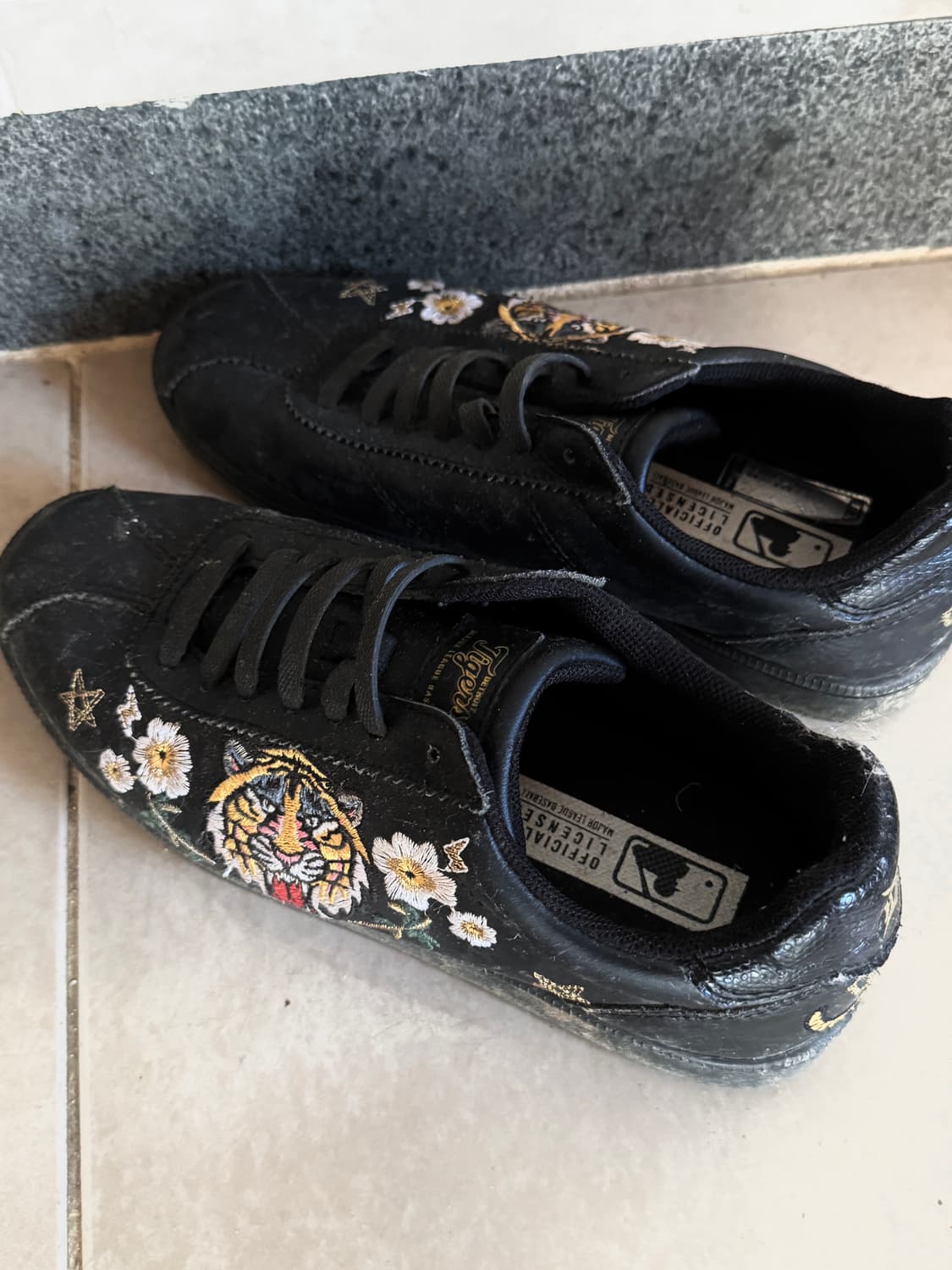 MLB 자수운동화 250 상품이미지1