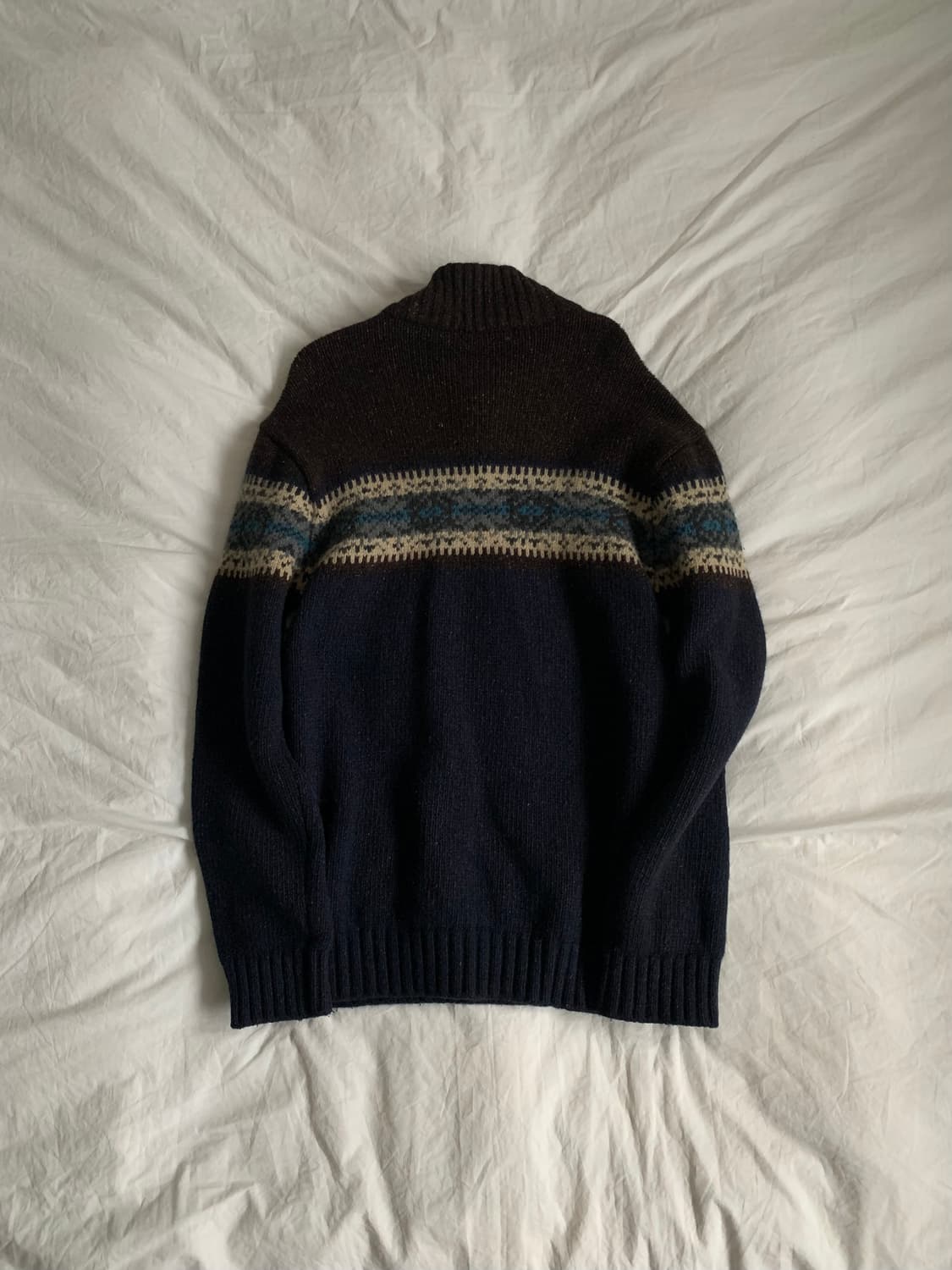 네이비 배색 울 니트 상품이미지6