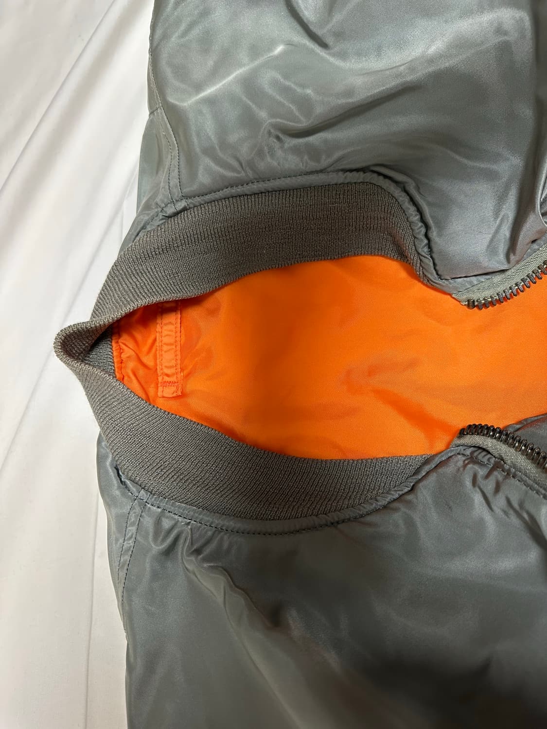 알파 마원 정밀복각 XL 데드스탁급(alpha industry ma-1) 상품이미지7