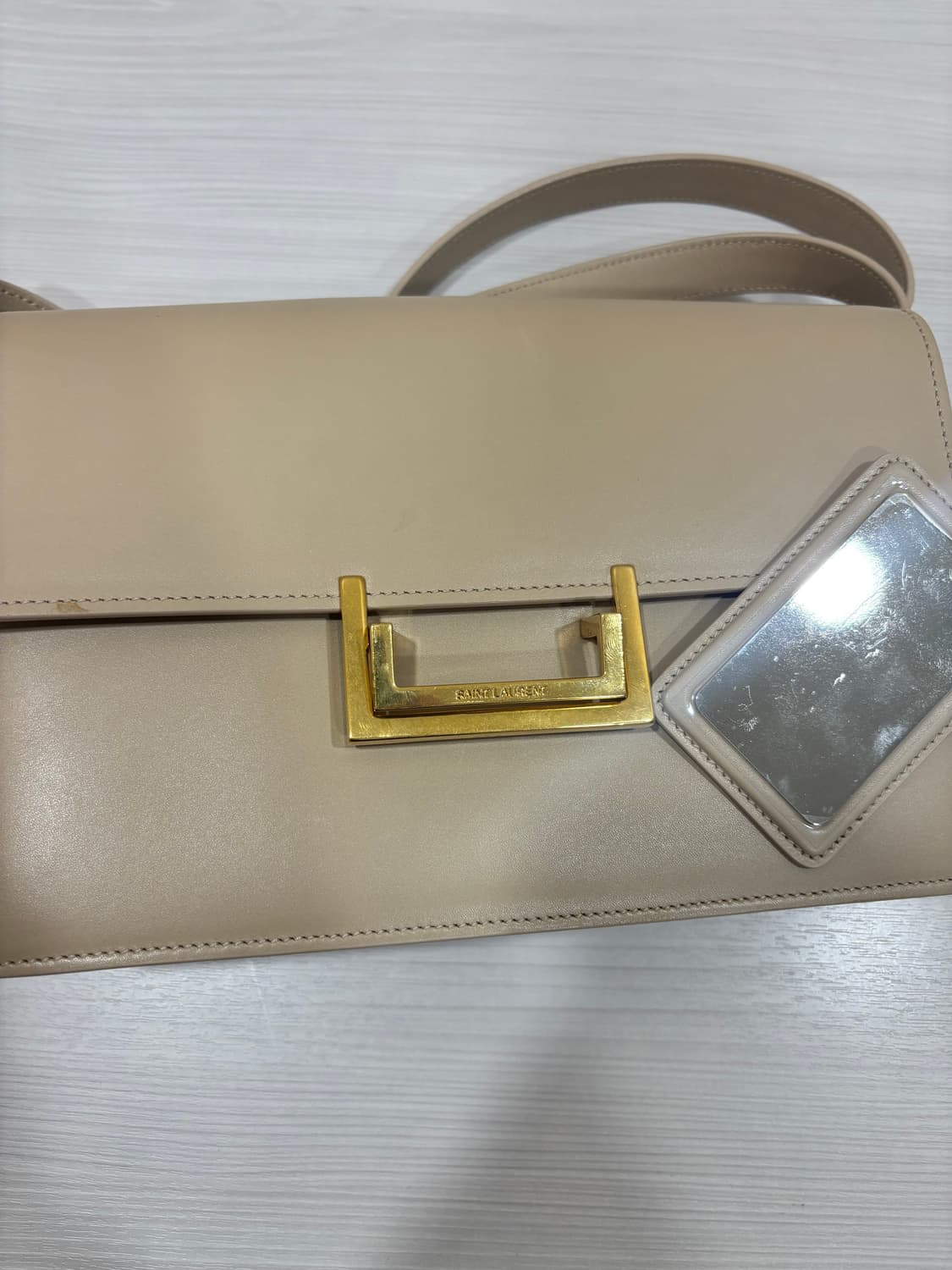 생로랑 삭 루루 베이지 숄더백 상품이미지6