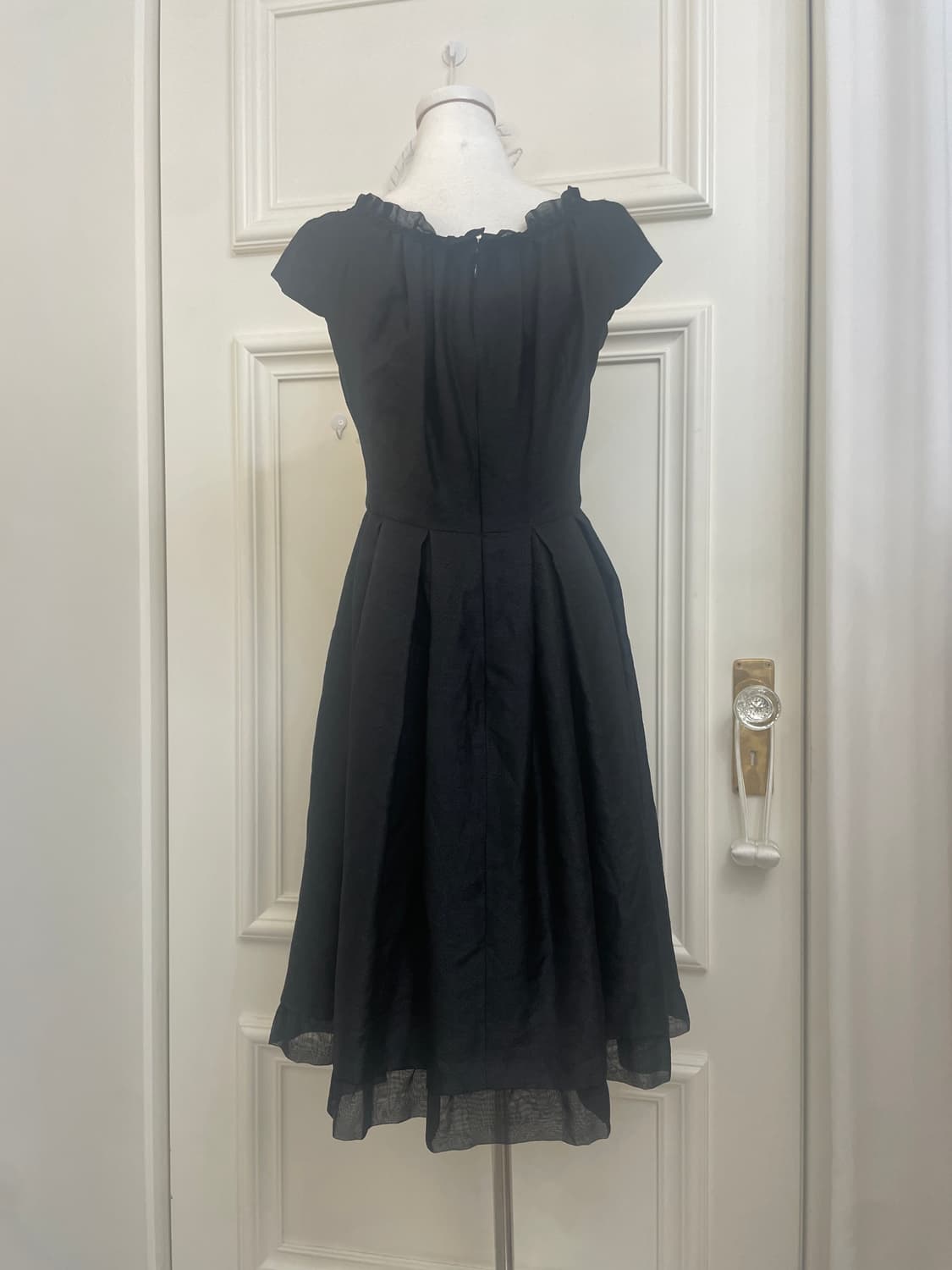black pleats french sleeve neck shirring 상품이미지3