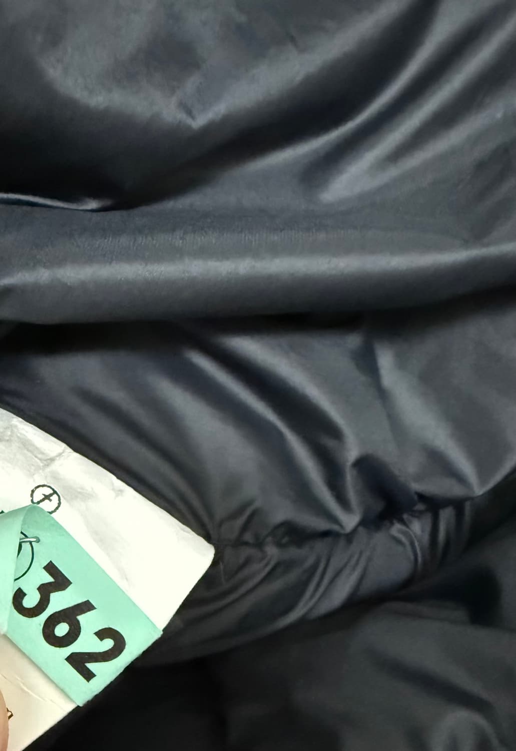 [1] 모이프 헬리움 다운 경량 패딩 에스프레소 (택과 원단 포함) 상품이미지6