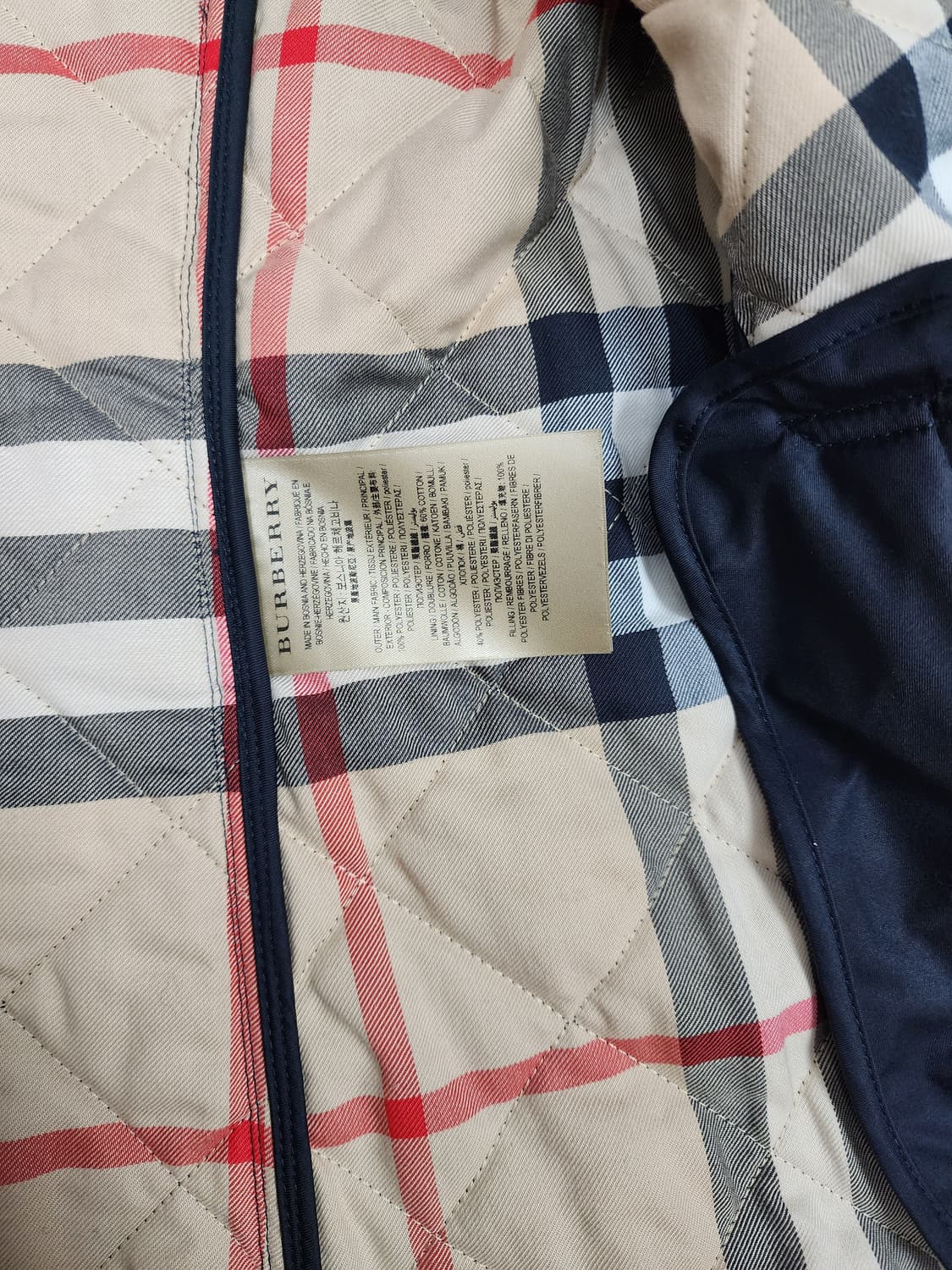 버버리 다이아몬드 퀼팅 자켓 정품 s 애쉬허스트 상품이미지6