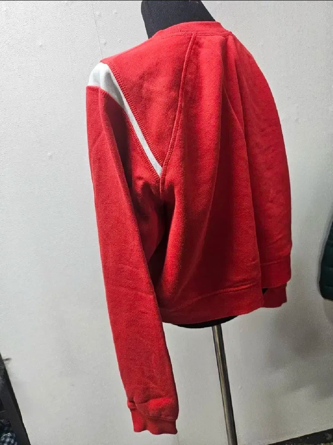 나이키 빅 스우시 레드 기모 플리스 쿠루탑 L 상품이미지3