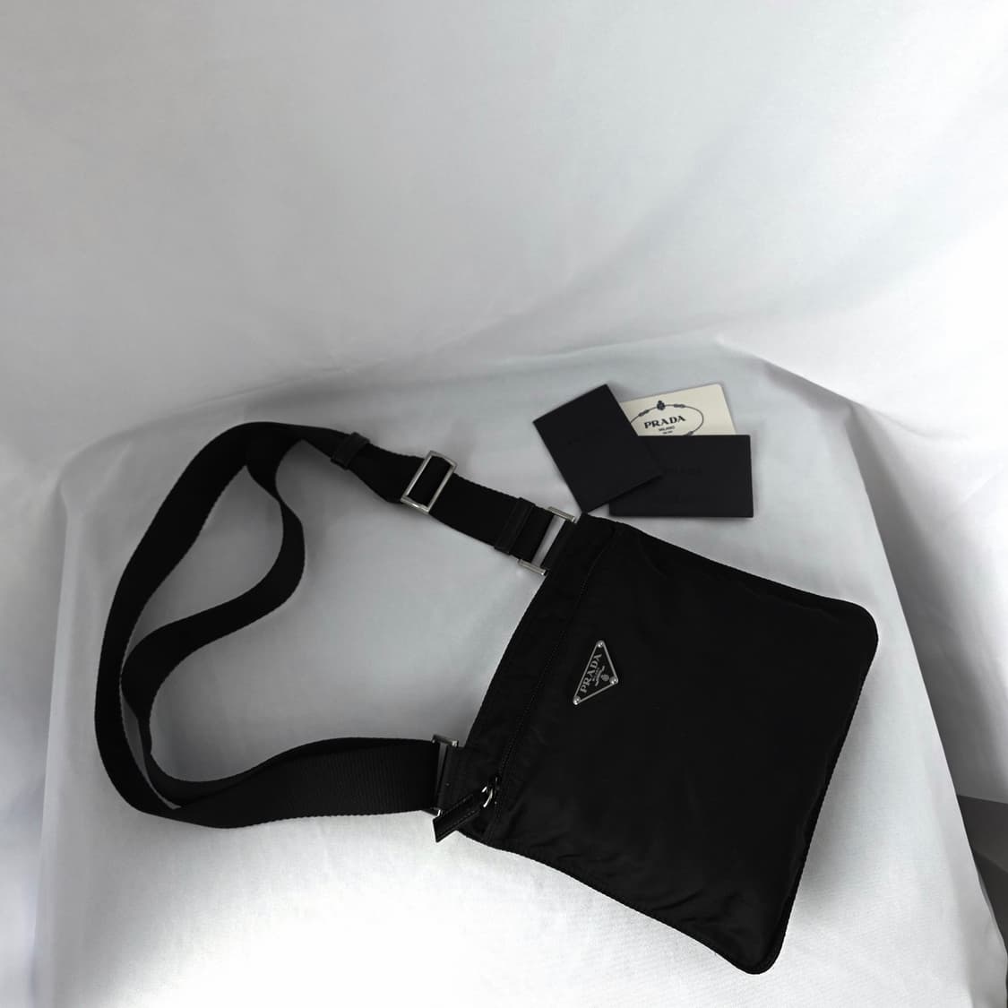 [정품 PRADA] 프라다 포코노 나일론 크로스백 스몰 남녀공용 상품이미지1