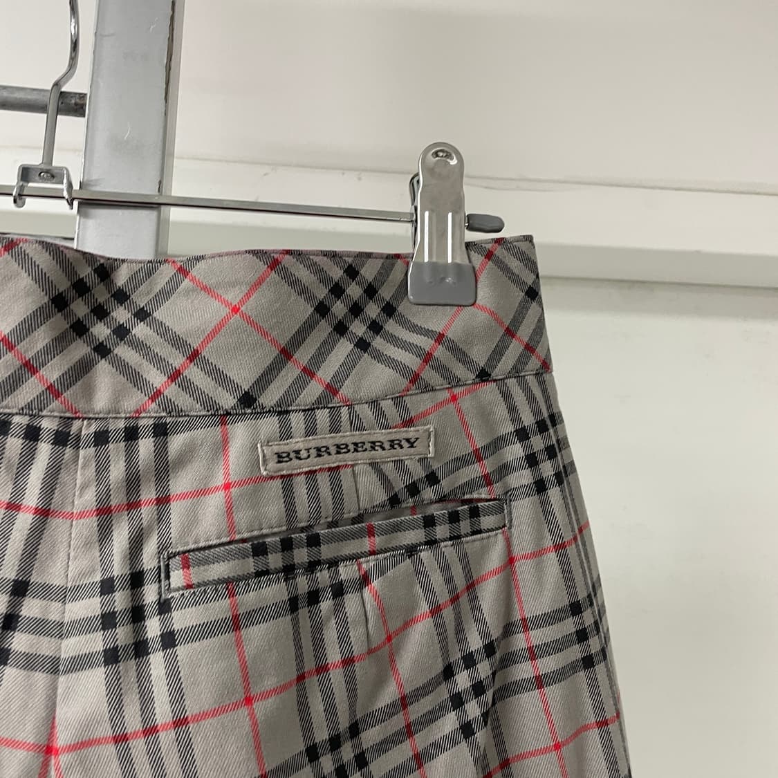 버버리 노바 체크 팬츠 그레이 6(W) 상품이미지4