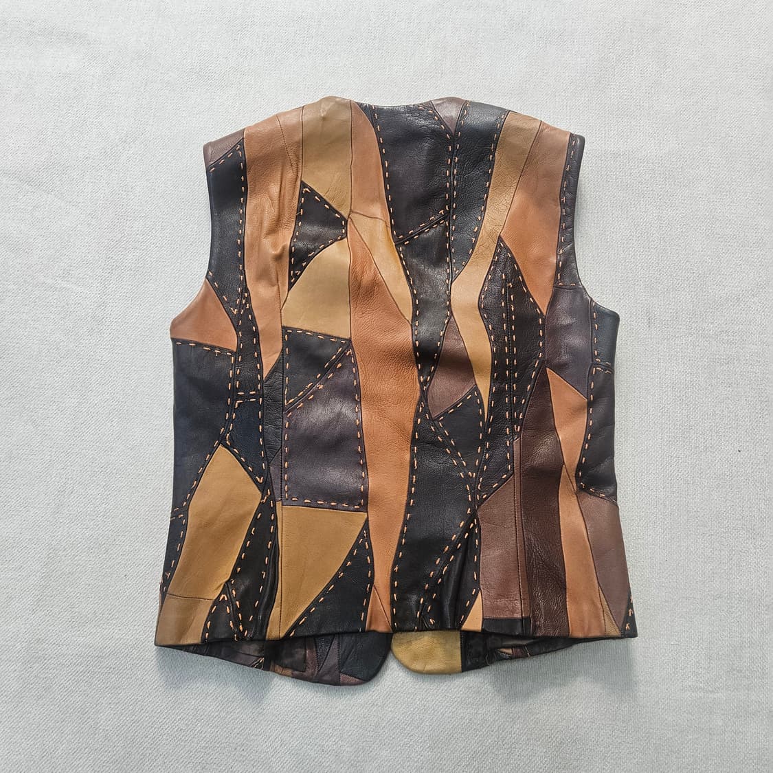 85 루비나 여성 가죽 패치워크 베스트 0317Y 상품이미지2