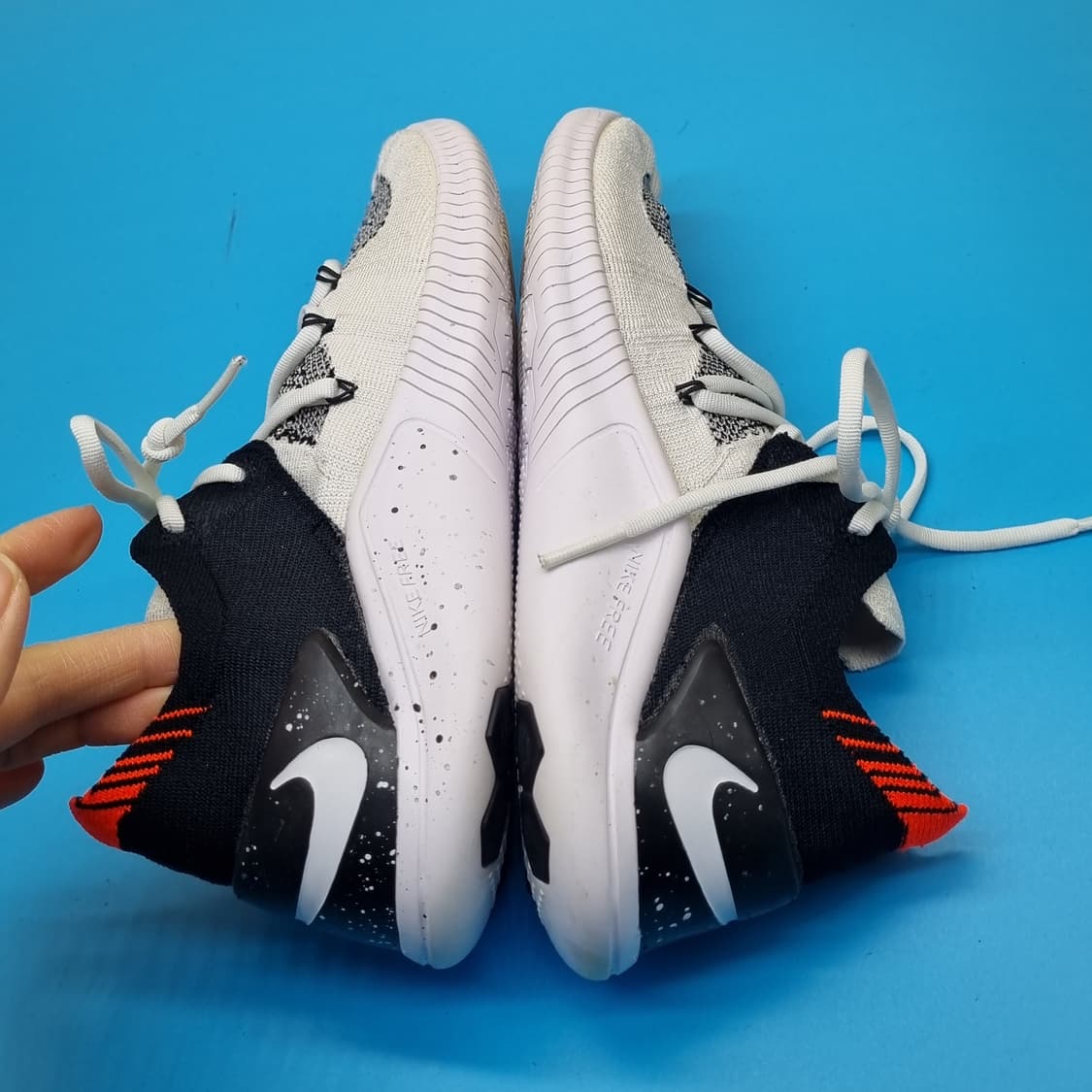 나이키 프리 플라이니트 여성런닝화230. 상품이미지5