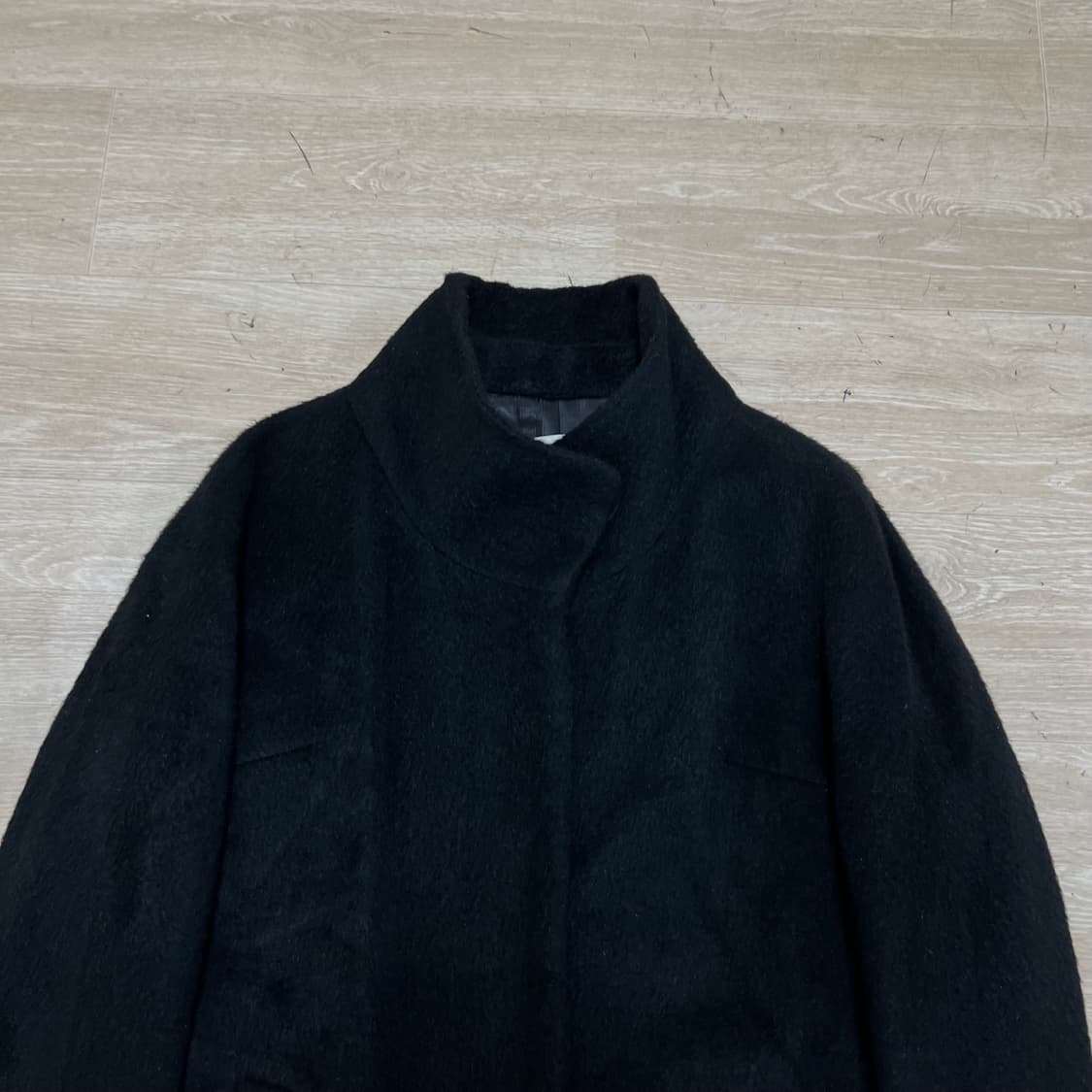 모조에스핀 여성 라마 모직 하이넥 롱코트 [블랙] 66 상품이미지2