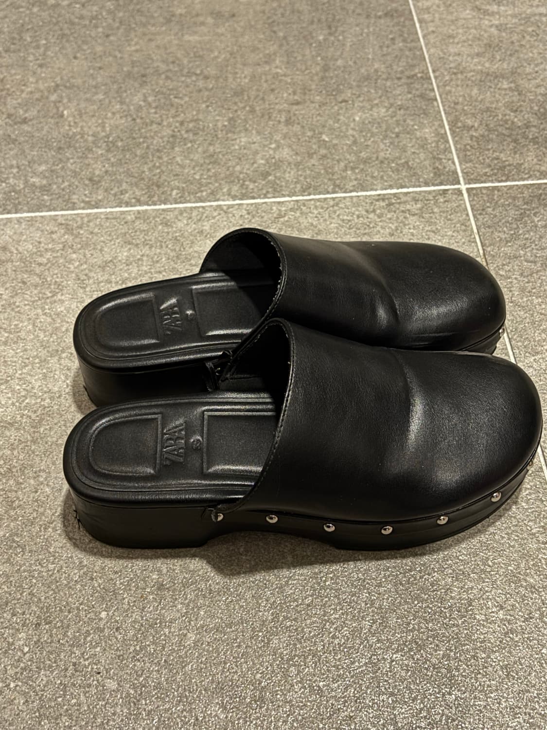 자라 스터드 클로그 뮬 230 상품이미지4