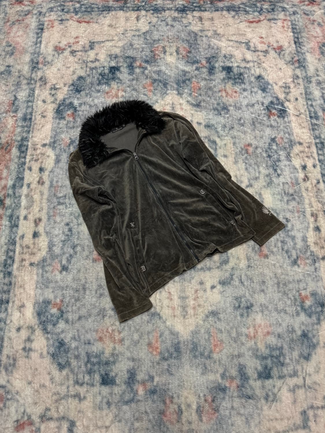 Custom culture 00s velour fur zip up 상품이미지1