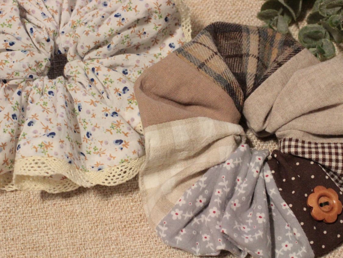 핸드메이드 블루 잔꽃 레이스 스크런치 상품이미지4