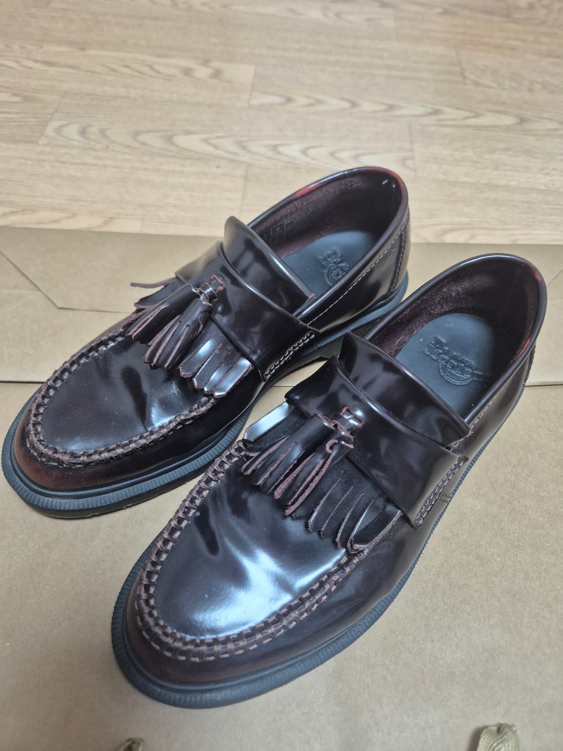 닥터마틴 아드리안 체리레드 상품이미지1