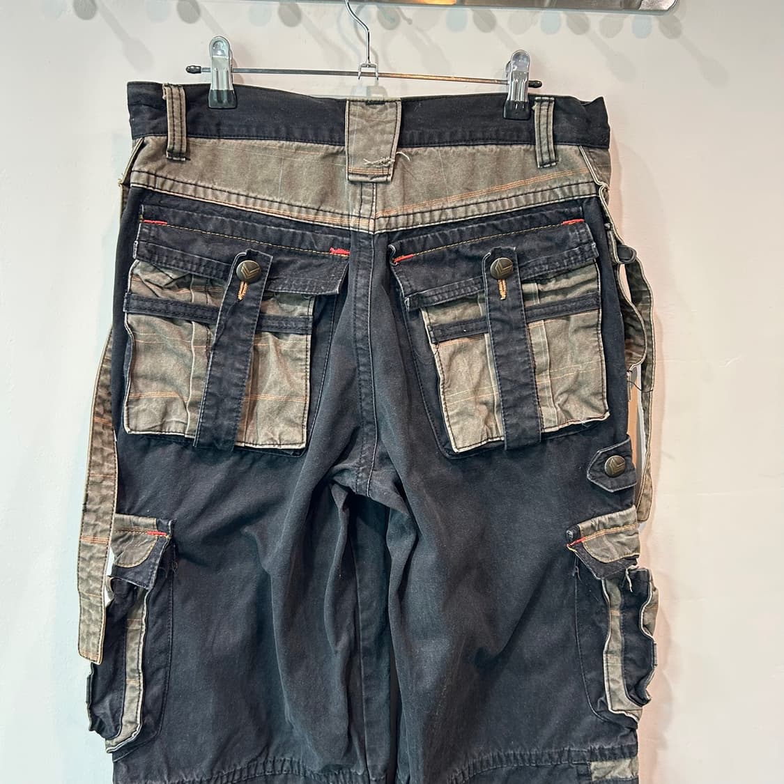 블랙 카모플라주 카고팬츠 상품이미지4