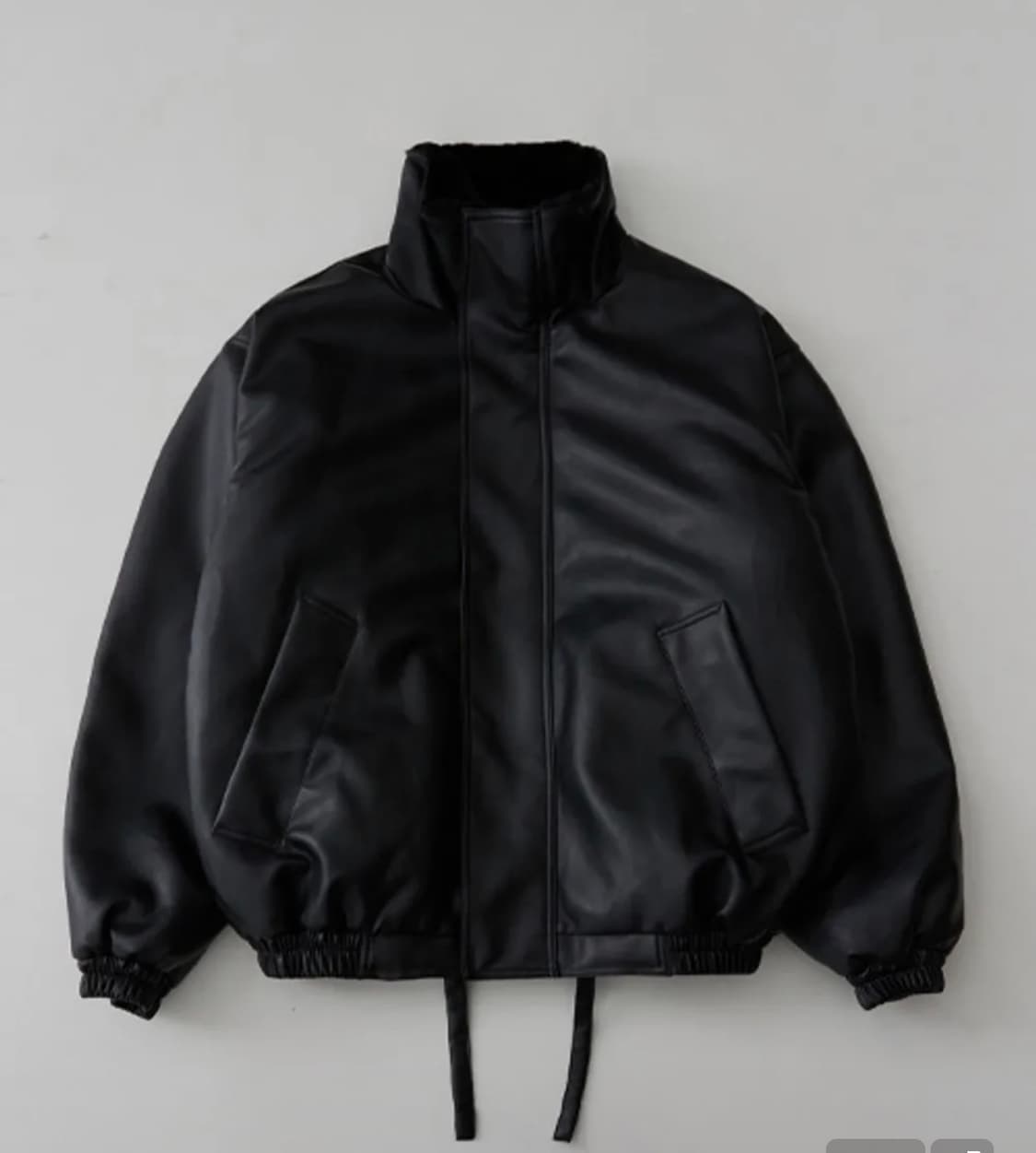 브이투 70103 VEGAN LEATHER MUSTANG_BLACK 상품이미지1