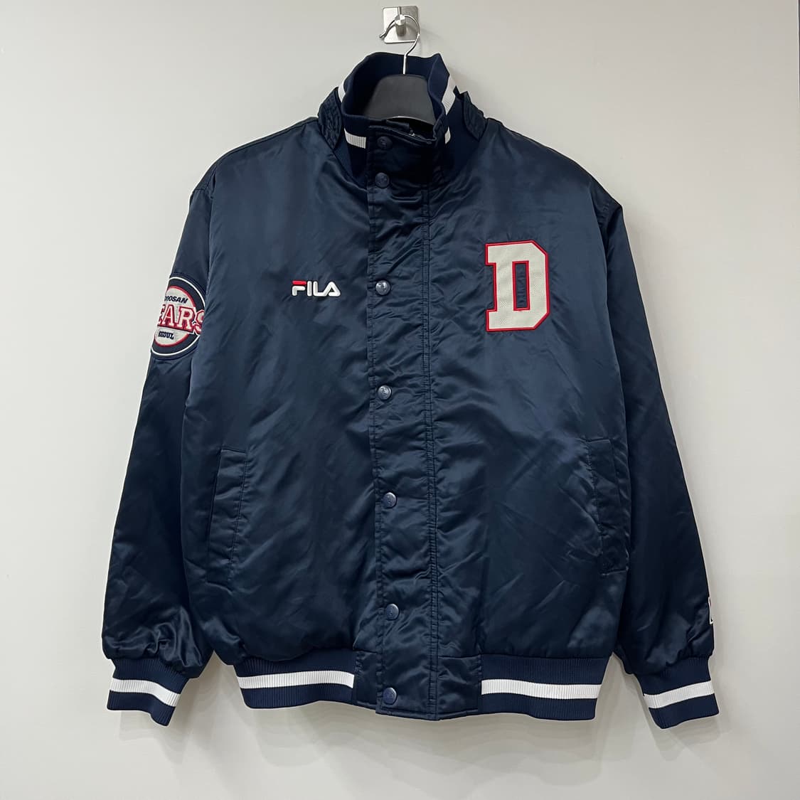 FILA x 두산베어스 레트로 누빔 동계 야구 점퍼 상품이미지2