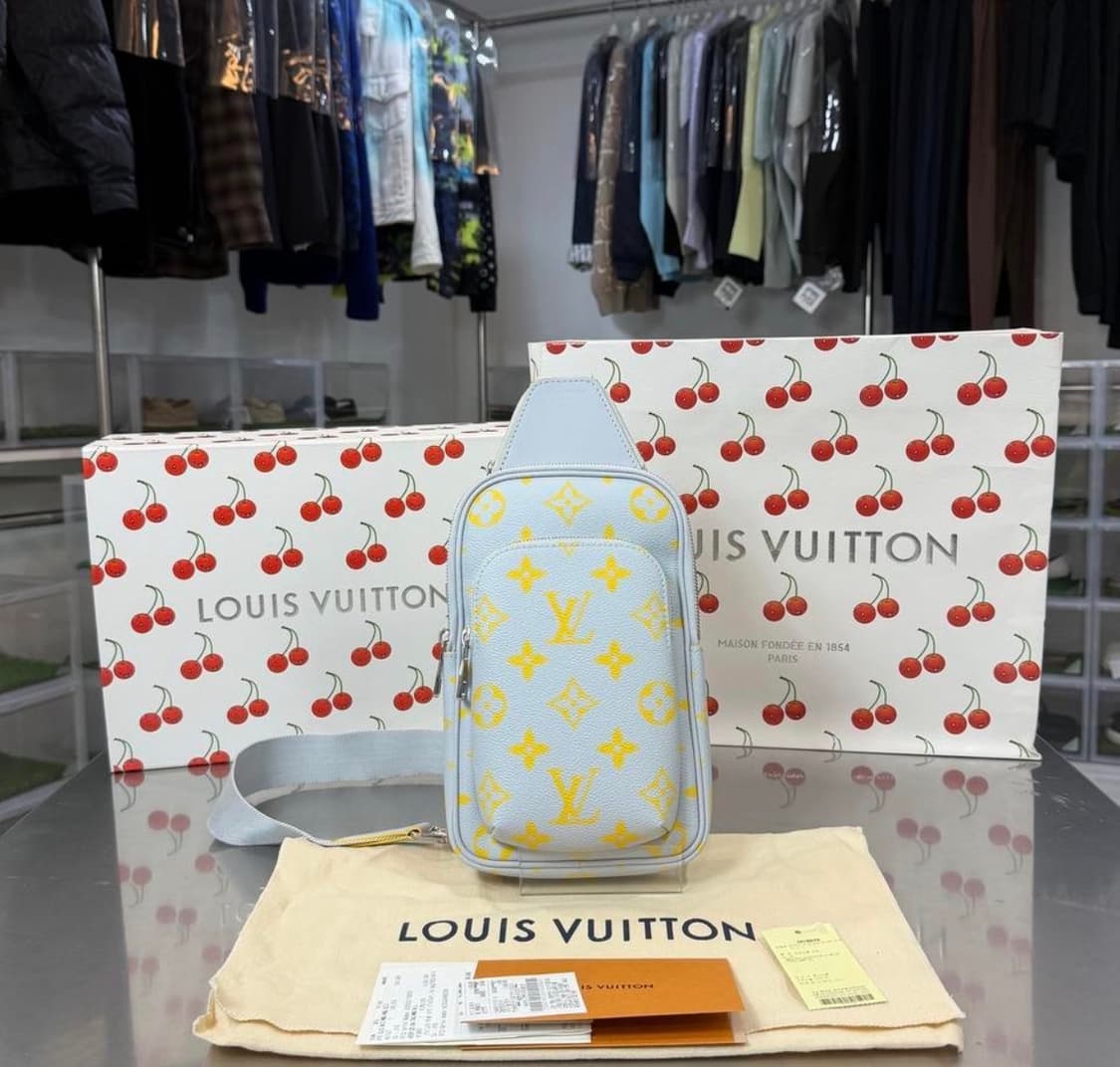 [리오브] 루이비통 모노그램 이클립스 에비뉴 슬링백 상품이미지1