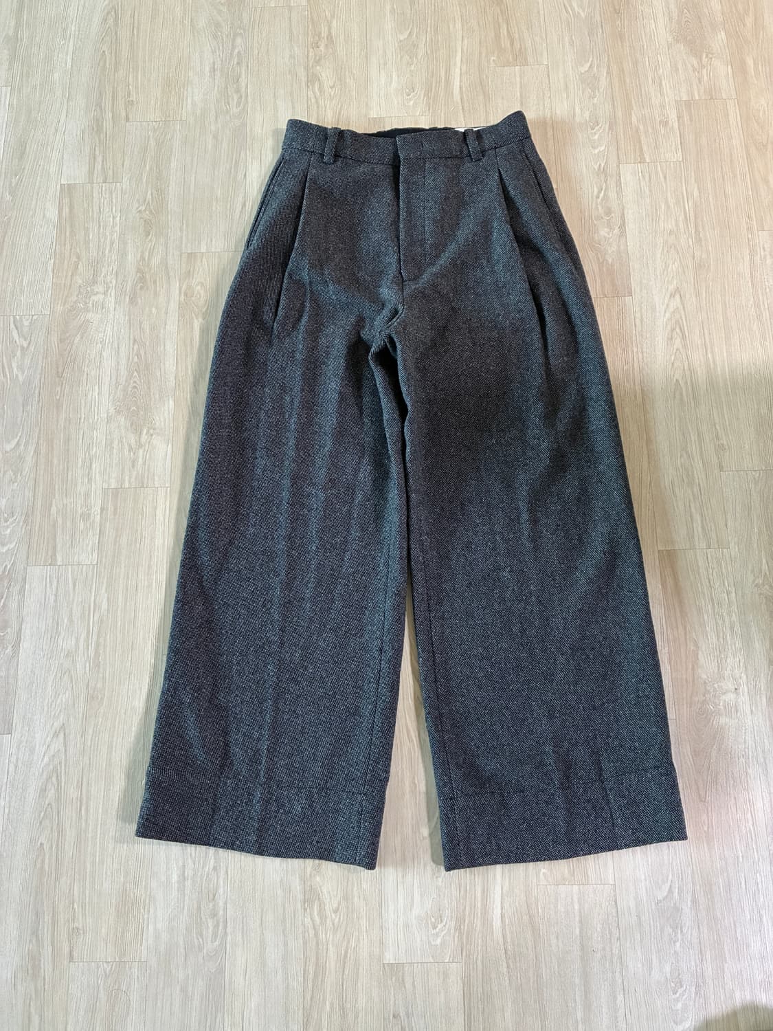 토니웩 딥 턱 와이드레그 트라우저 상품이미지1