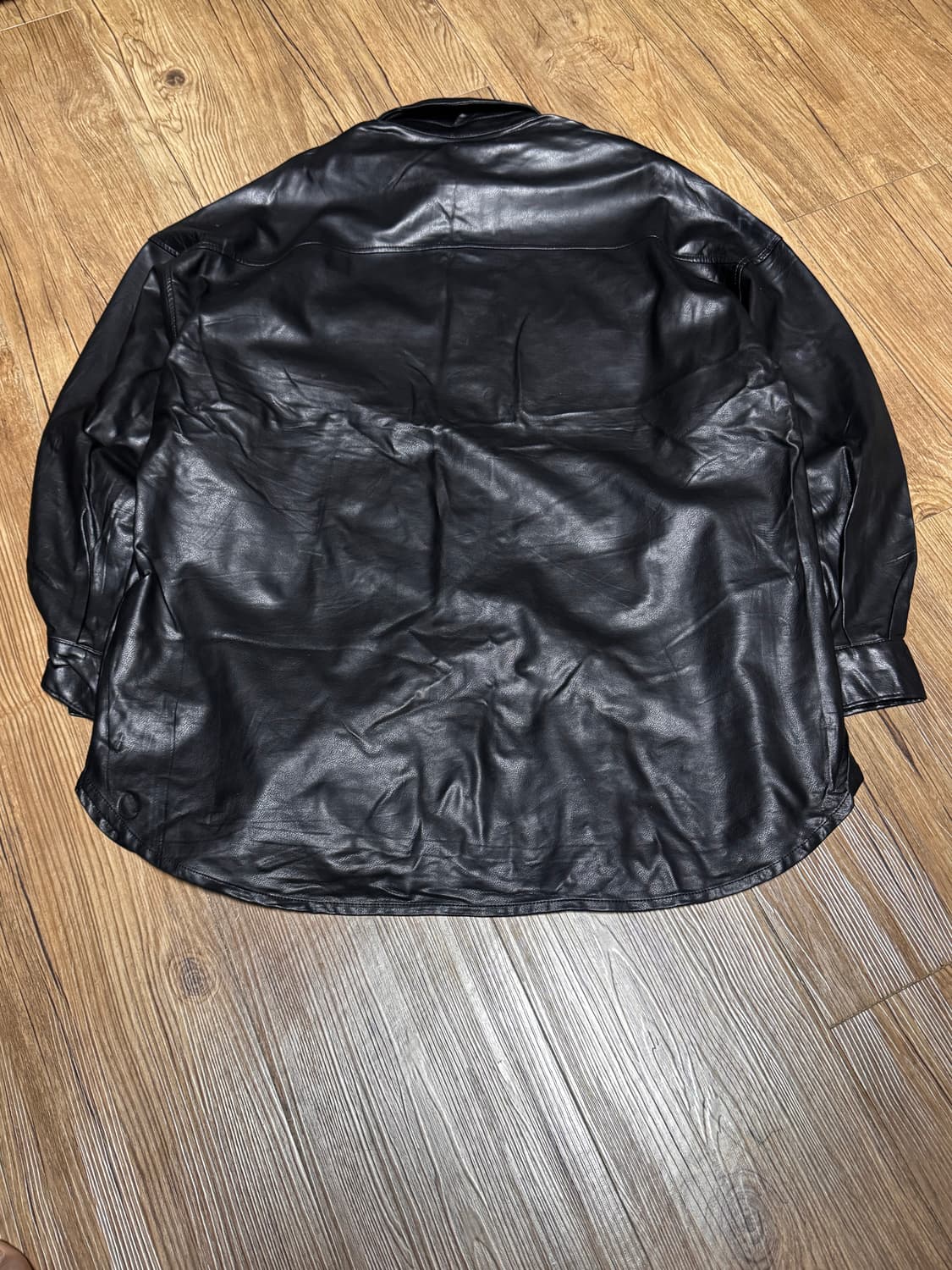 잉그 페이크 레더 버튼 셔츠 자켓 상품이미지3