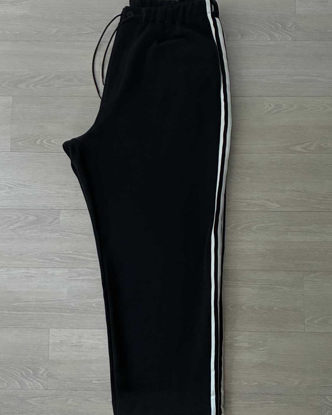 Y-3 트랙 팬츠 블랙 상품이미지3