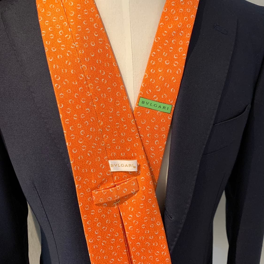 불가리(BVLGARI) 자카드 명품넥타이 100실크 A-A+등급 10cm 상품이미지2