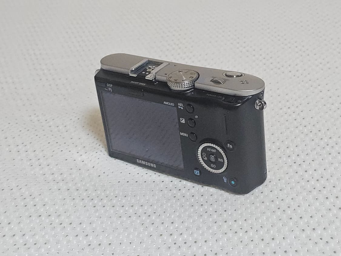 삼성 NX100 미러리스 카메라 상품이미지3