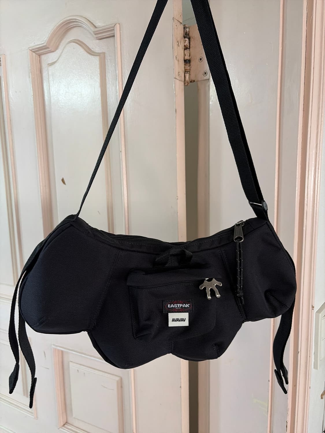 아바바브 x 이스트팩 숄더백  상품이미지1