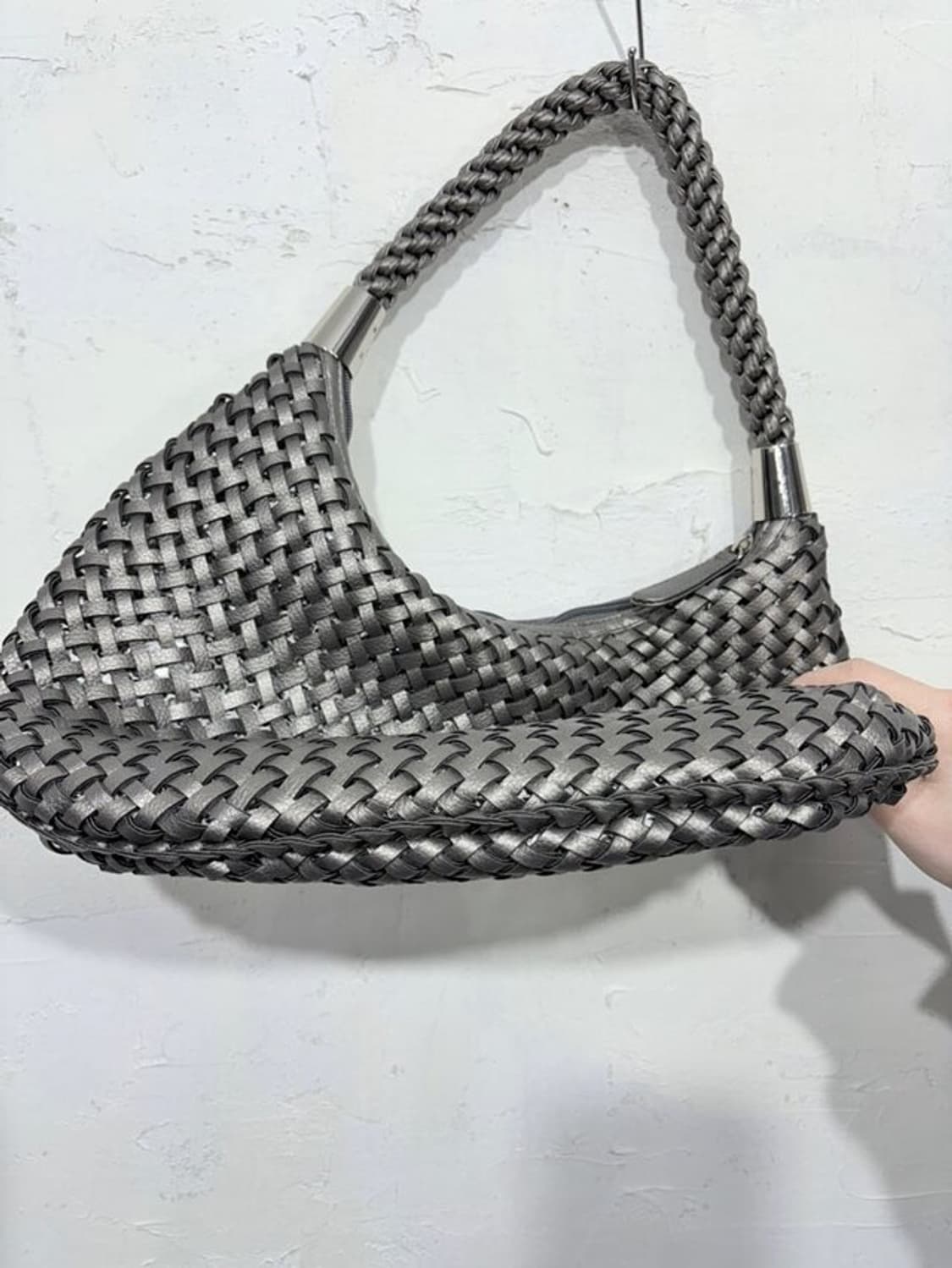 Y'SACCS Woven Metallic Hobo Bag -5 상품이미지8
