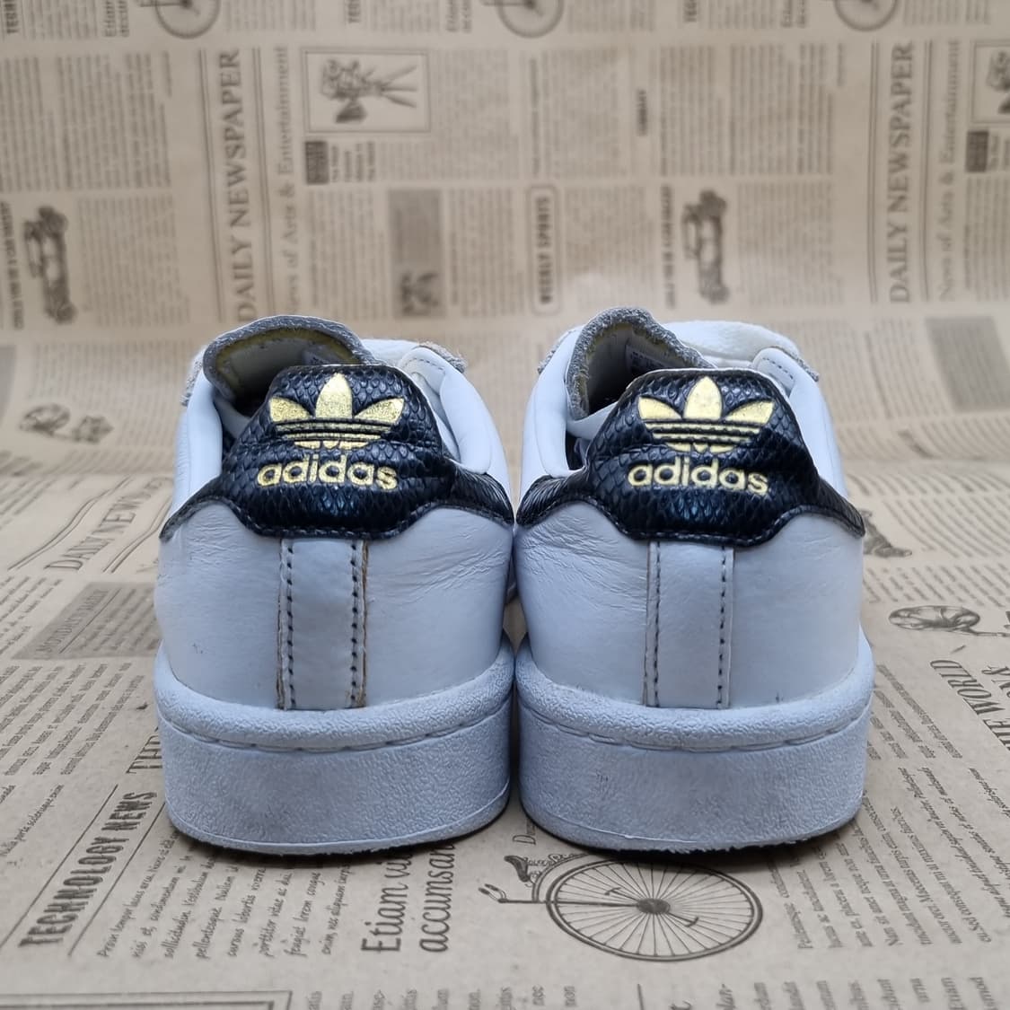 아디다스 캠퍼스 레더 여성스니커즈240 상품이미지4