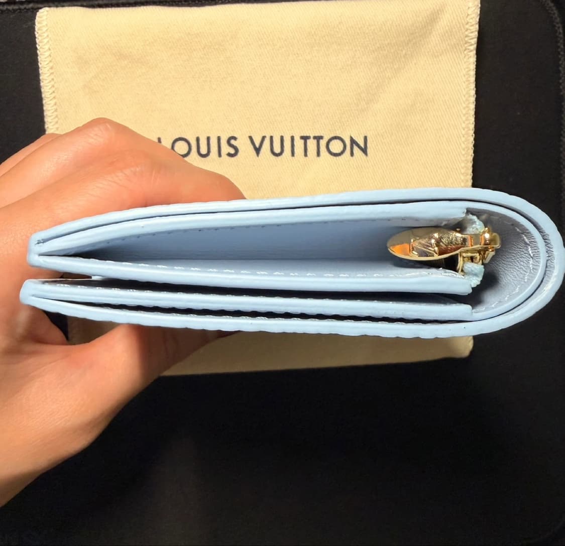 (새상품,풀구성) 루이미통 LV 버티컬 컴팩트 월릿 지갑 상품이미지6