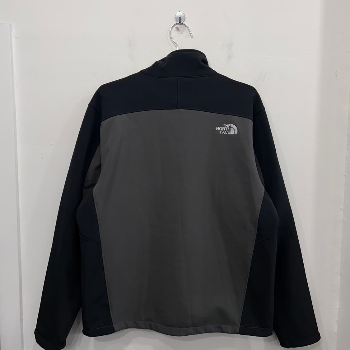 노스페이스 하드쉘 배색 방풍 나일론 자켓 상품이미지5