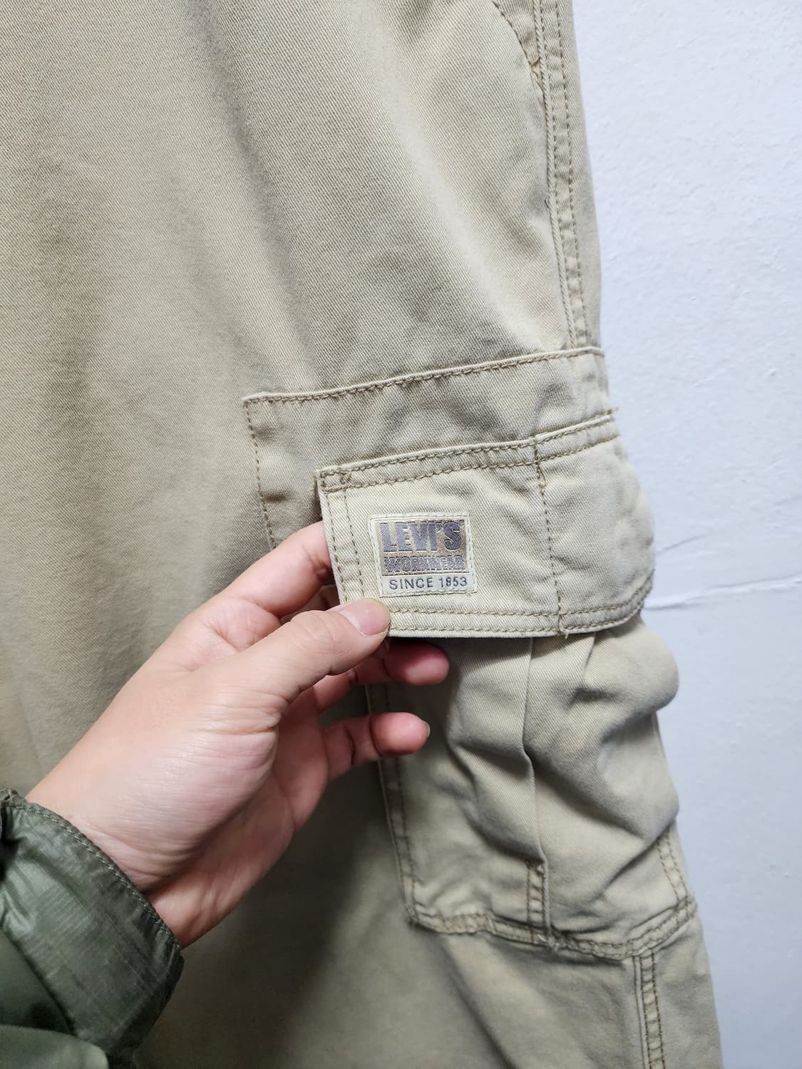 (빅사이즈) 리바이스 루즈 스트레이트 카고바지 40' 상품이미지4