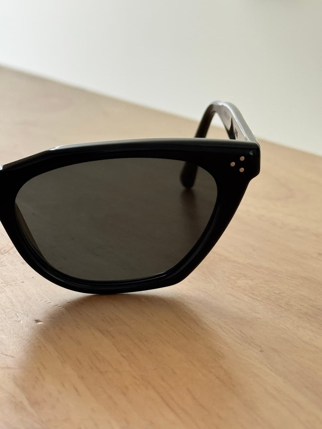 (무료배송,수수료x) 젠틀몬스터 쿠키 01 선글라스 판매합니다. 상품이미지4